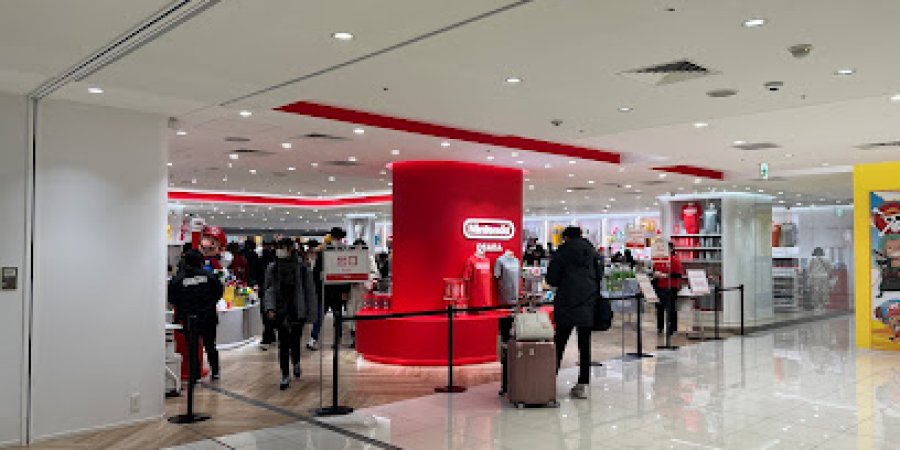 The Nintendo OSAKA store is located on the 13th floor of the Daimaru Umeda department store